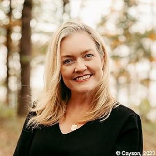 Colleen HOOVER