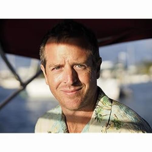 Hugh HOWEY