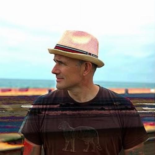 Mark z. DANIELEWSKI